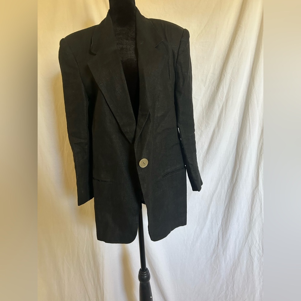 Black Linen Tailored Blazer with Notched Lapels